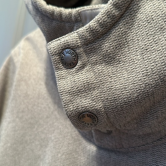 The North Face Quarter Button Hoodie - Picture 2 of 10